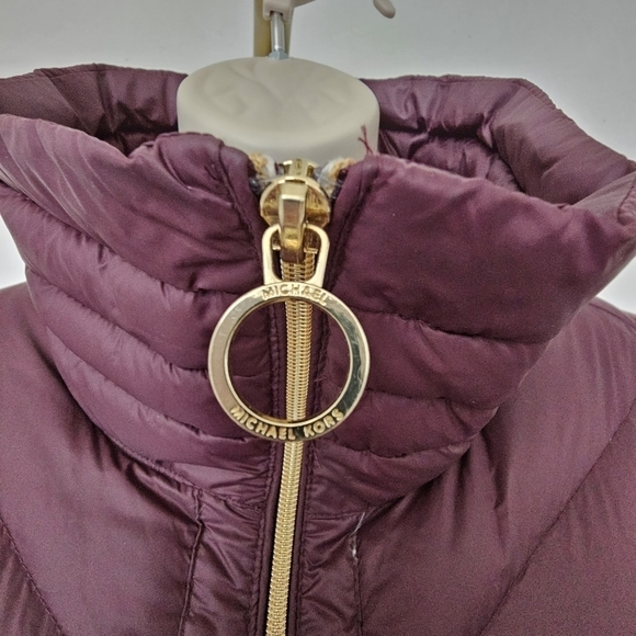 EUC MICHAEL KORS Puffy lightweight Jacket Burgundy 1X - Picture 4 of 16